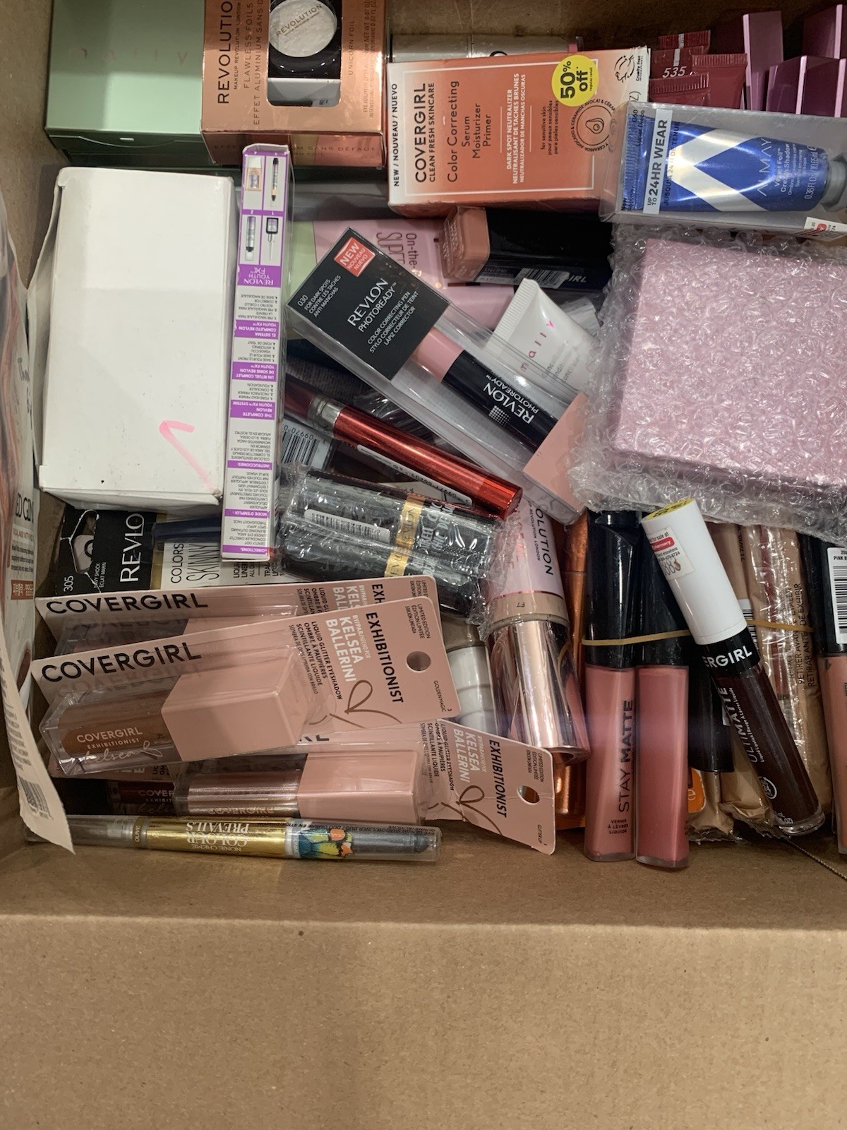 100 pcs–Mixed MAKEUP, FACE, LIPS, & LASHES & POLISH Random Pick
