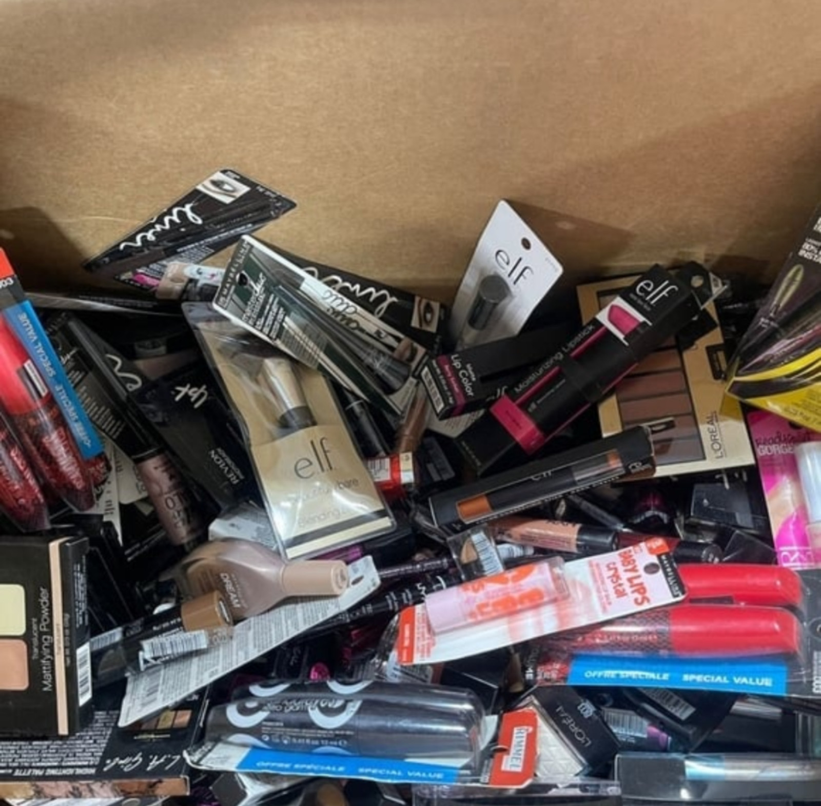 MAKEUP BEAUTY Bundle CoverGirl Revlon Lot of 10 + FREE GIFT WITH PURCHASE NWT