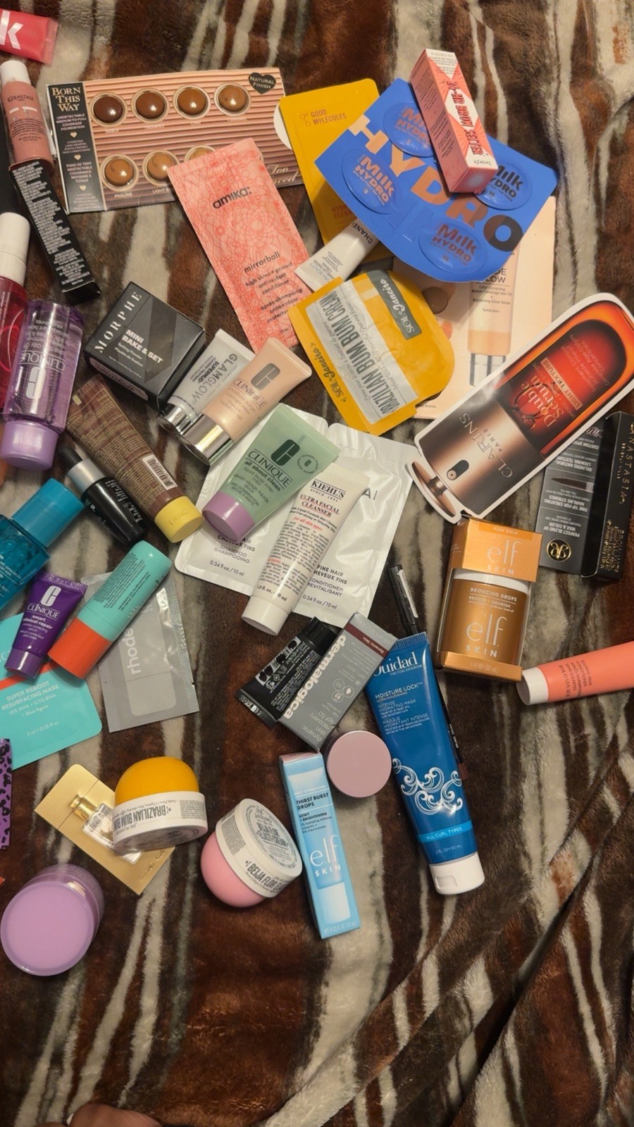 10 Piece Mystery Beauty Box, High-End Makeup Skincare Haircare SAMPLES
