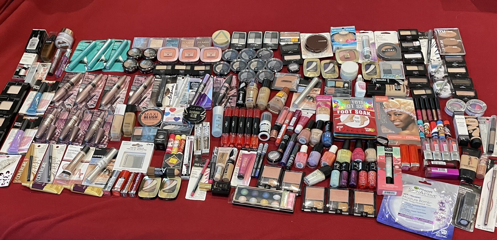 NAME BRANDS 100 MIXED MAKE UP PRODUCTS TOOLS BEAUTY STORE FINDS-50 TO 90% SEALED