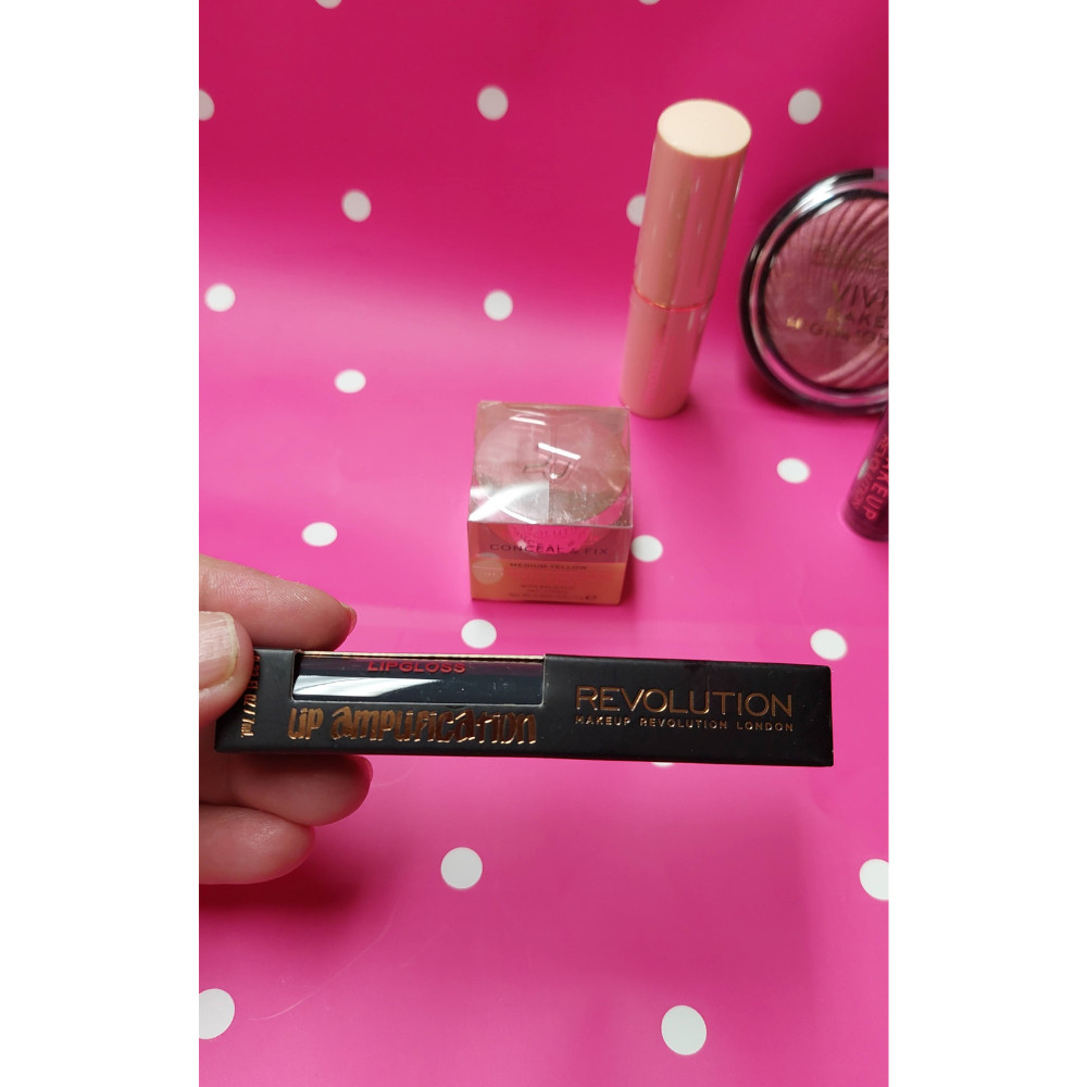 Revolution Highlighter Powder Lip Gloss Makeup Bundle 5-Pieces New Sealed
