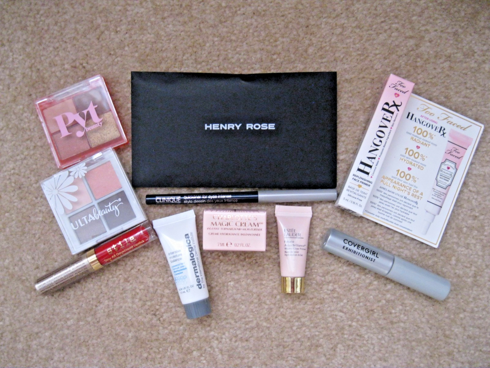 Lot of 20 – Mixed Cosmetics/Skincare with Makeup Bag