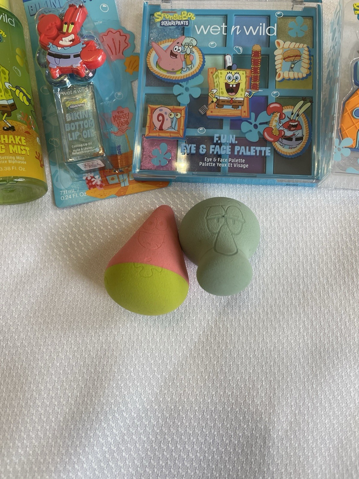 SpongeBob x Wet n Wild Makeup Lot Gloss Palette Mascara Mirror Eyeliner Sponge