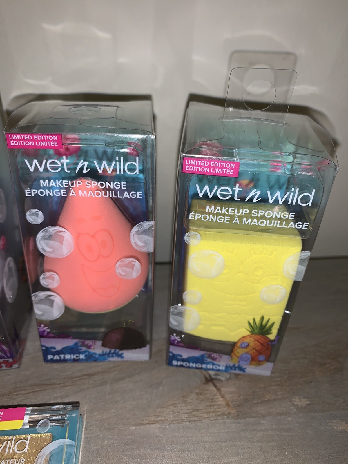 Wet n Wild Spongebob Squarepants Limited Edition Lot 5 Sponge Brush Highlighter