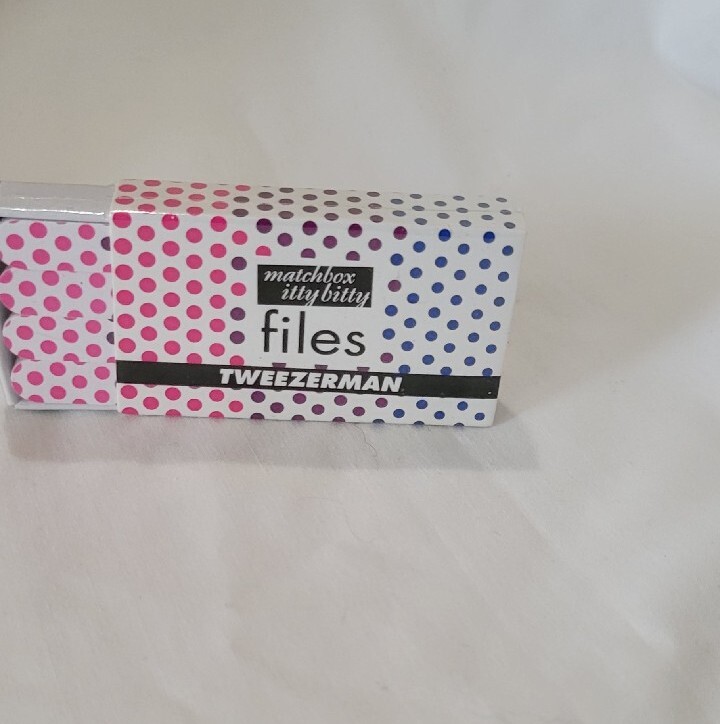 Birch Box Samples Dermablend Serge Normant Liz Earle Suki Caldrea NARS H2