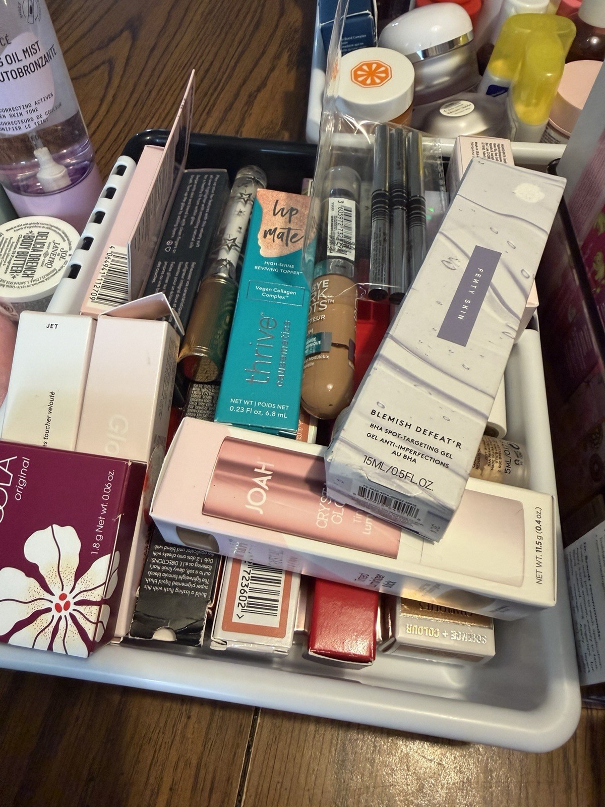 Assorted Full Size Beauty Lot: Rare Beauty Lip Oil, CT Palette, Prédiré Scrub
