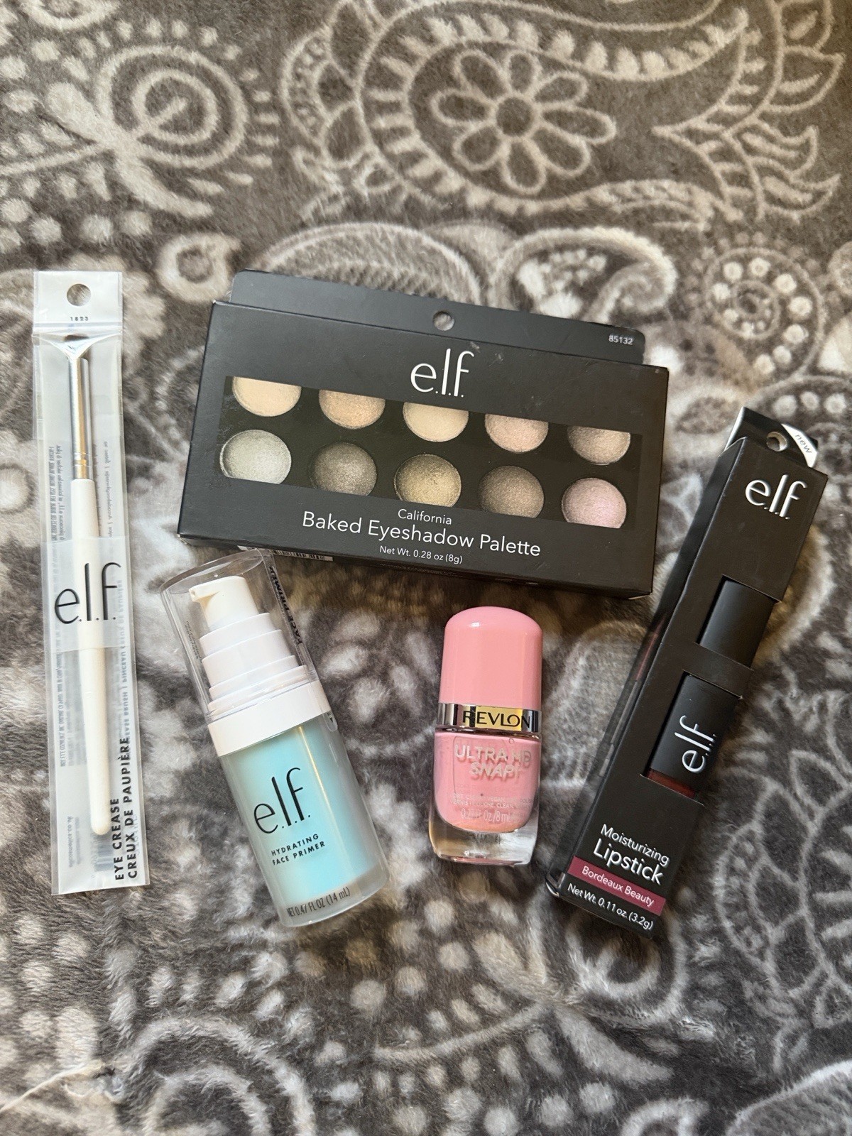 e.l.f. Makeup Lot Eyeshadow & Primer Setting Spray – Mixed Beauty Bundle- NEW
