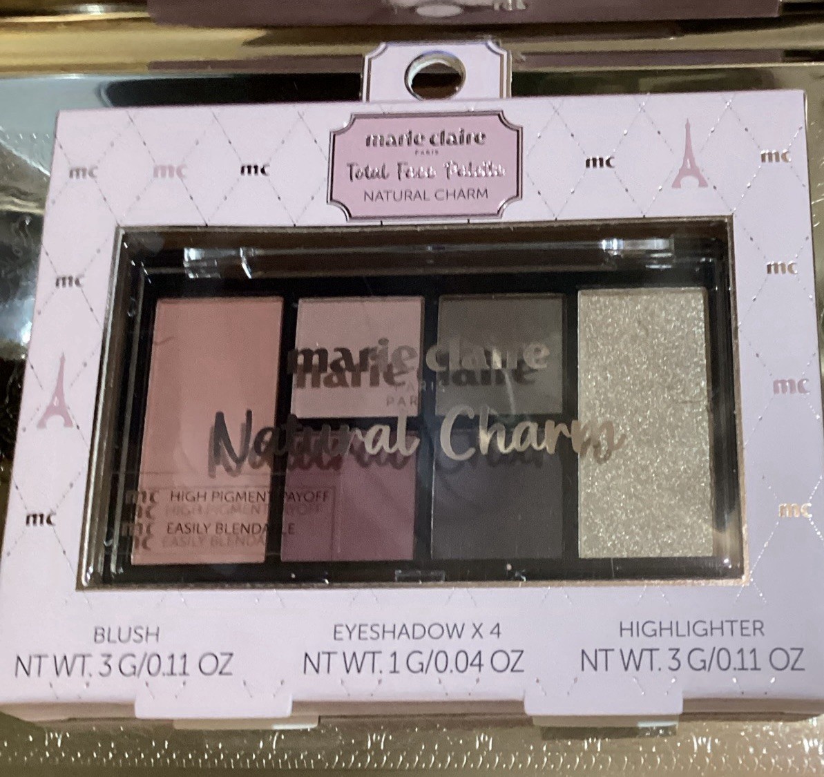 Wholesale Lot of 10 piece assorted name brand makeup cosmetics Set Plus Jewelry
