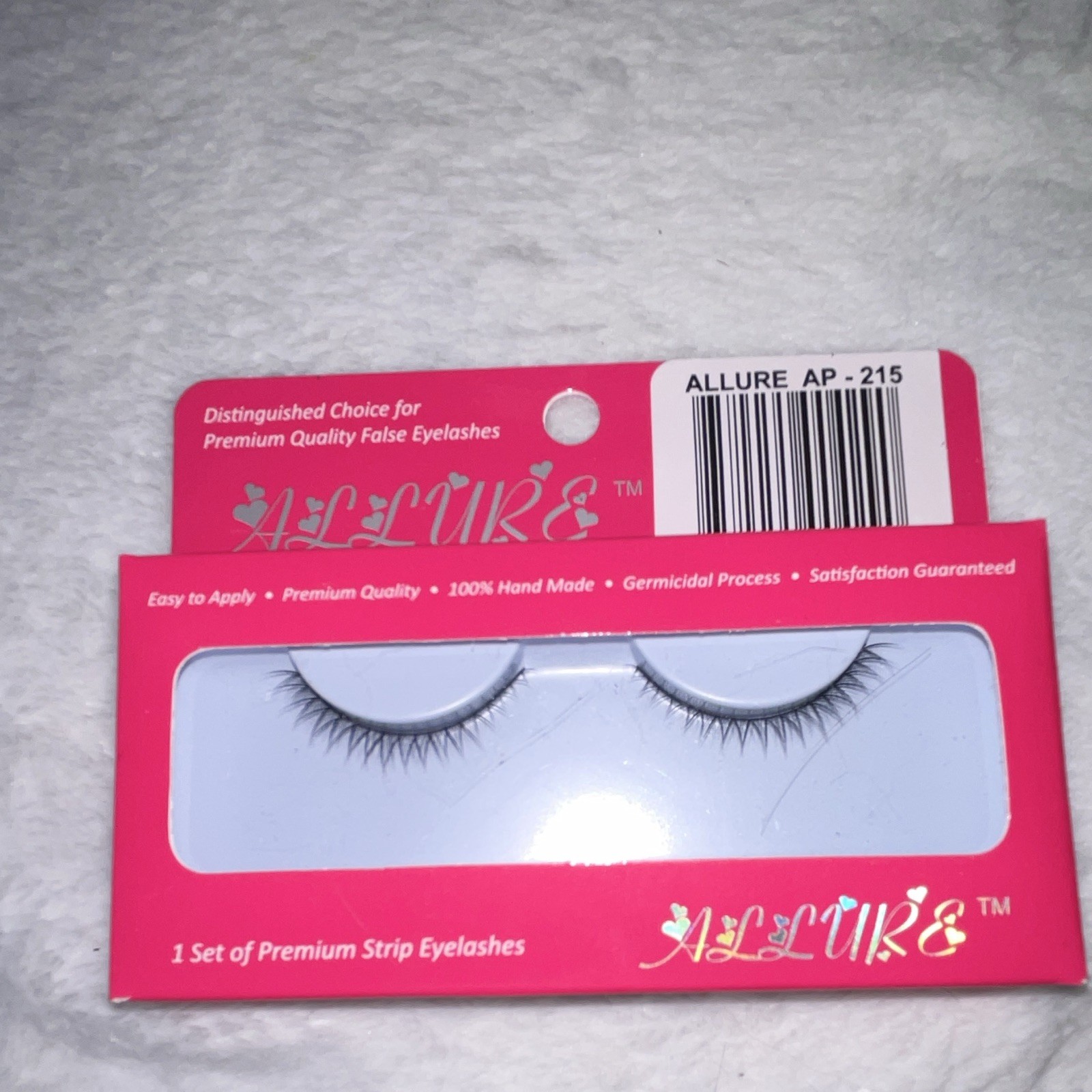 Beauty Lot: Hempz Palette, Crème Shop Masks, Allure AP-215 Lashes, lip gloss