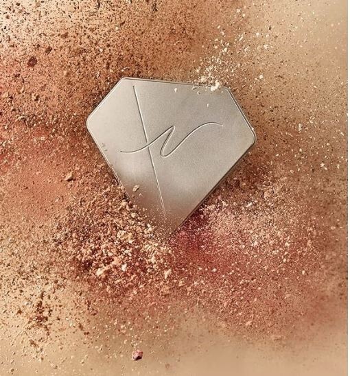 MAKE UP FULL FACE PALLETE ( LIGHT ) RUBOR, BRONCEADOR E ILUMINADOR