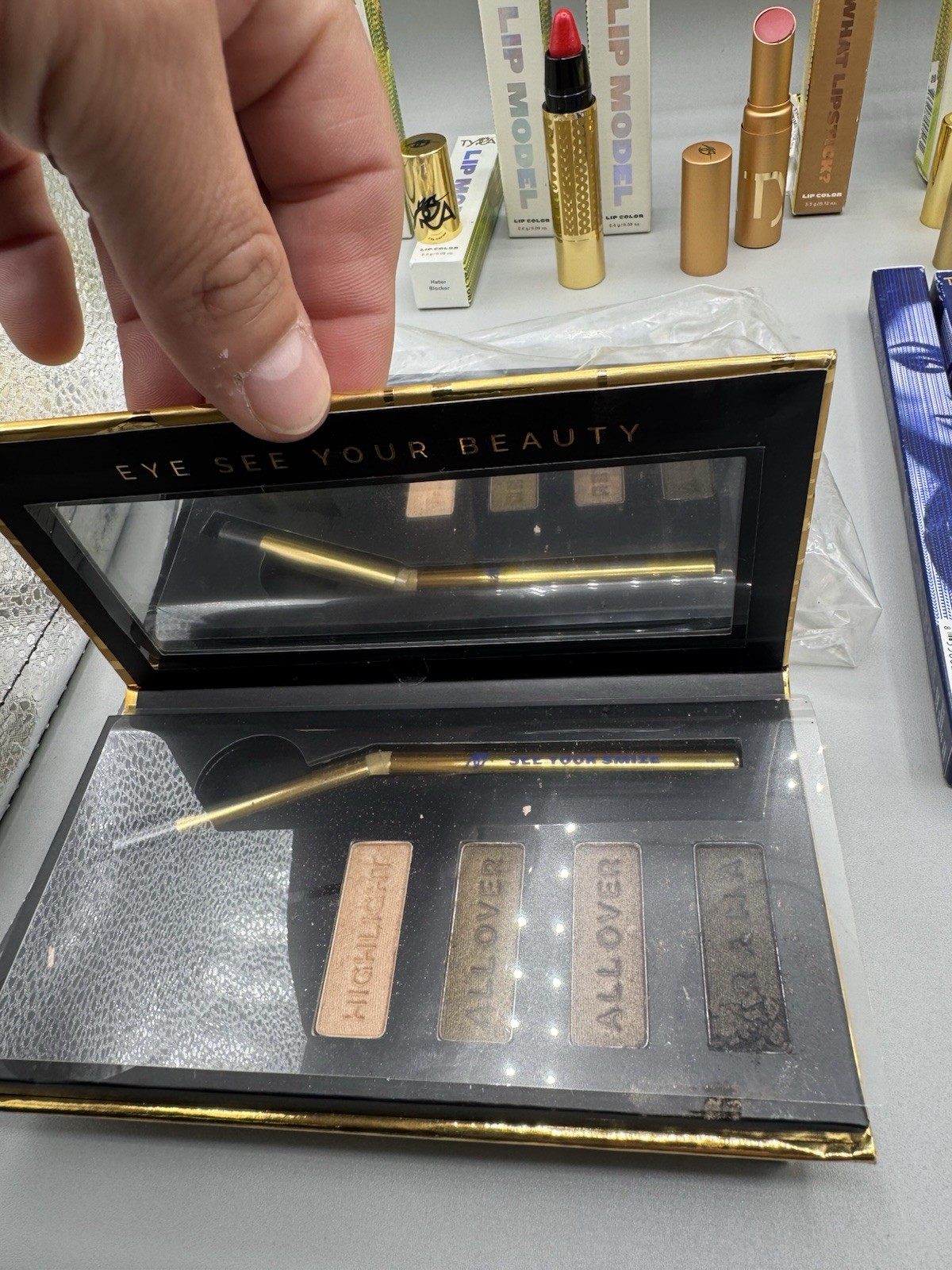 Tyra Banks discontinued make up lot of 21 ( New Old Stock, Expired See Details )