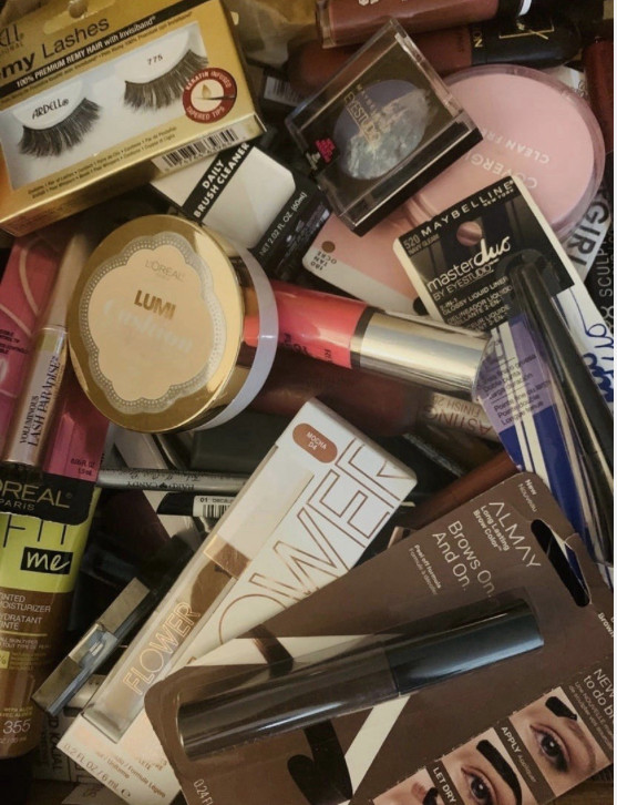 Wholesale 50pc Mixed MAKEUP BEAUTY LOT Random Maybelline CoverGirl Revlon NYX