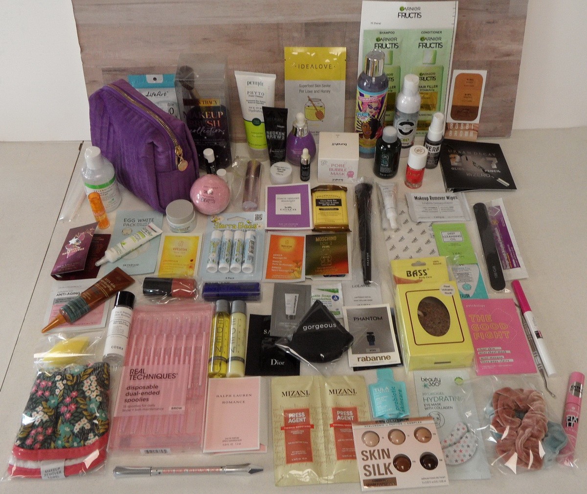 75+ PCS MAKEUP SKINCARE HAIR BEAUTY PERFUME DELUXE LUXURY FULL SAMPLE TRAVEL LOT