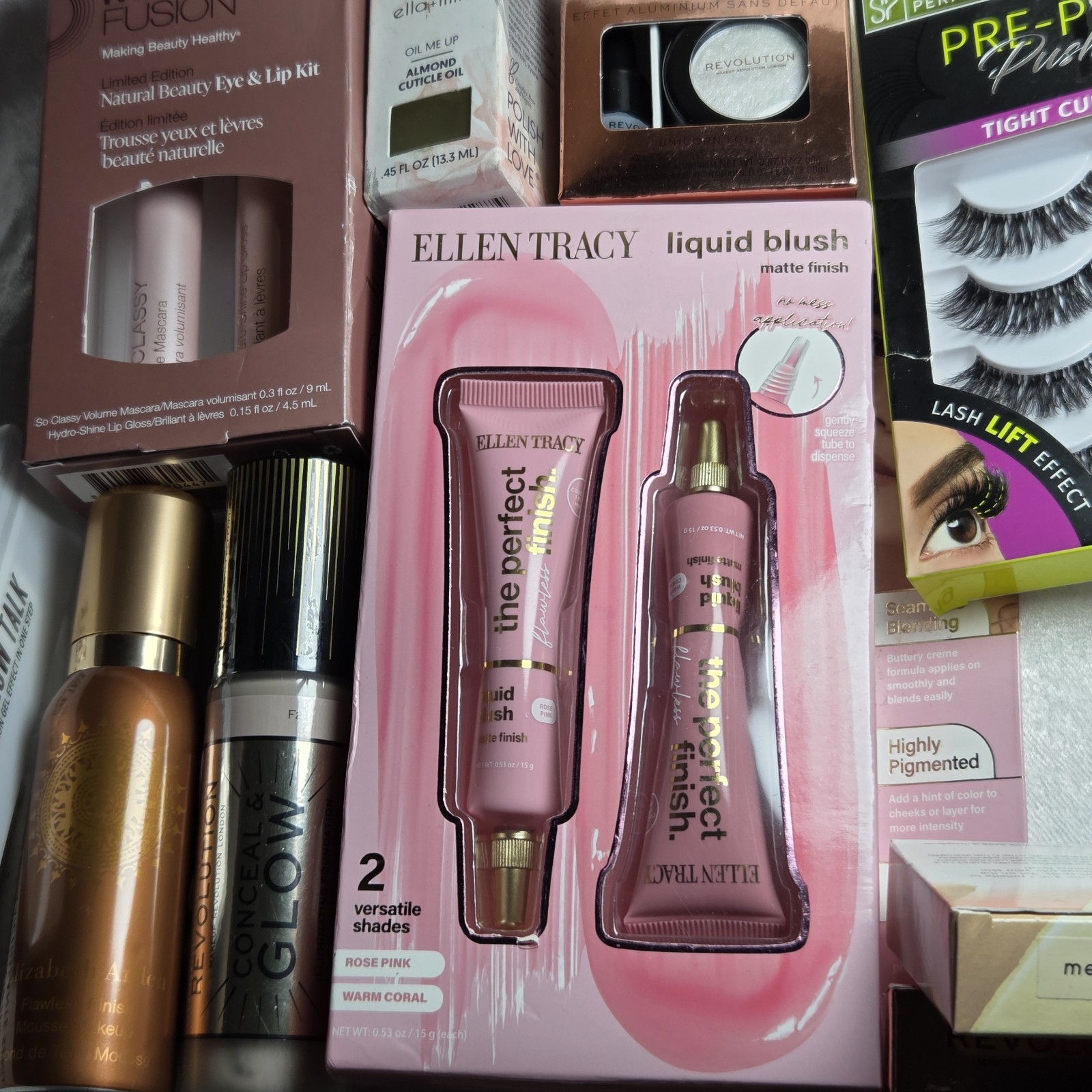 Mixed Makeup Beauty Bundle 19 Pieces