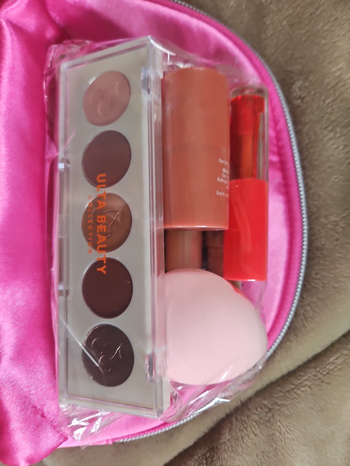9 Piece Ulta Beauty Make Up Collection Pink