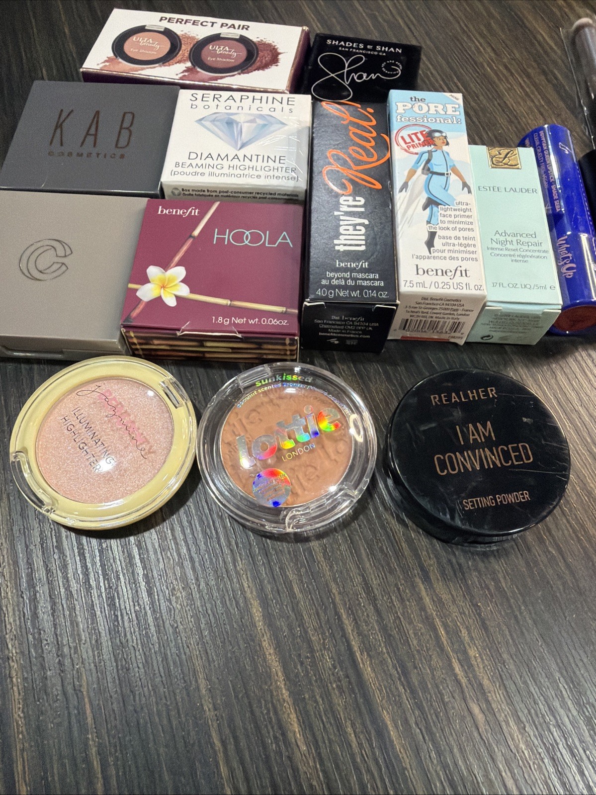 Lot Of 16 Miscellaneous Makeup Samples Hoola-Benefit-Ulta- Lottie- Estée Lauder