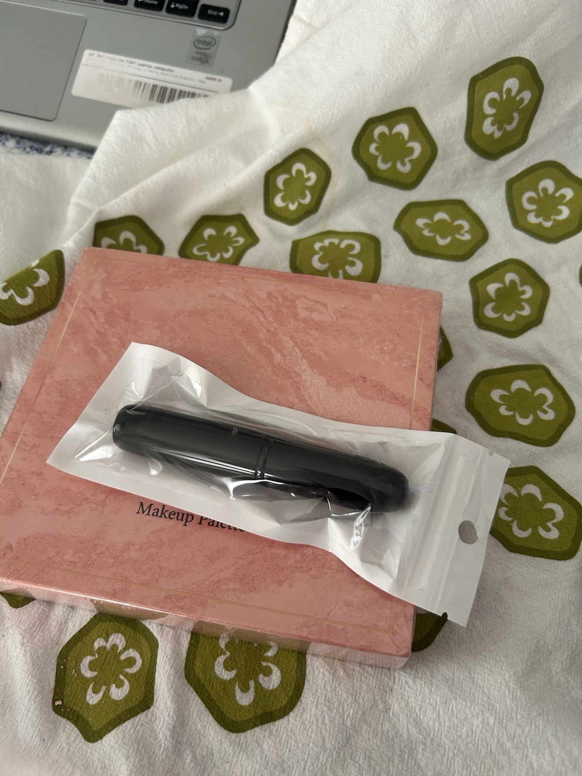 Multifunctional Baked Makeup Pale – Full Size – See Pictures Reduced