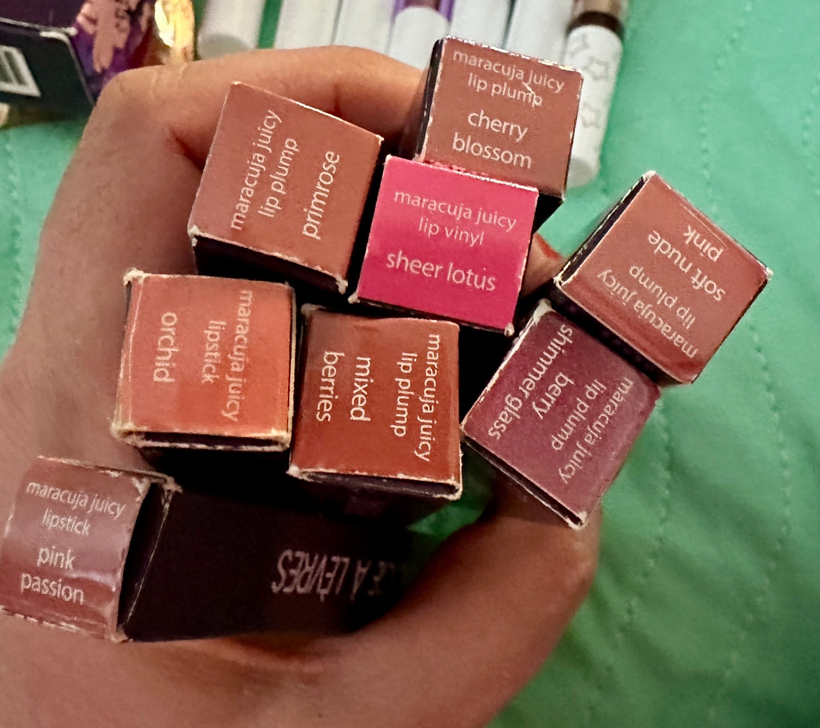 Large Tarte Makeup 27 Piece Lot (Mostly Lippies) – Some in boxes & Some Without