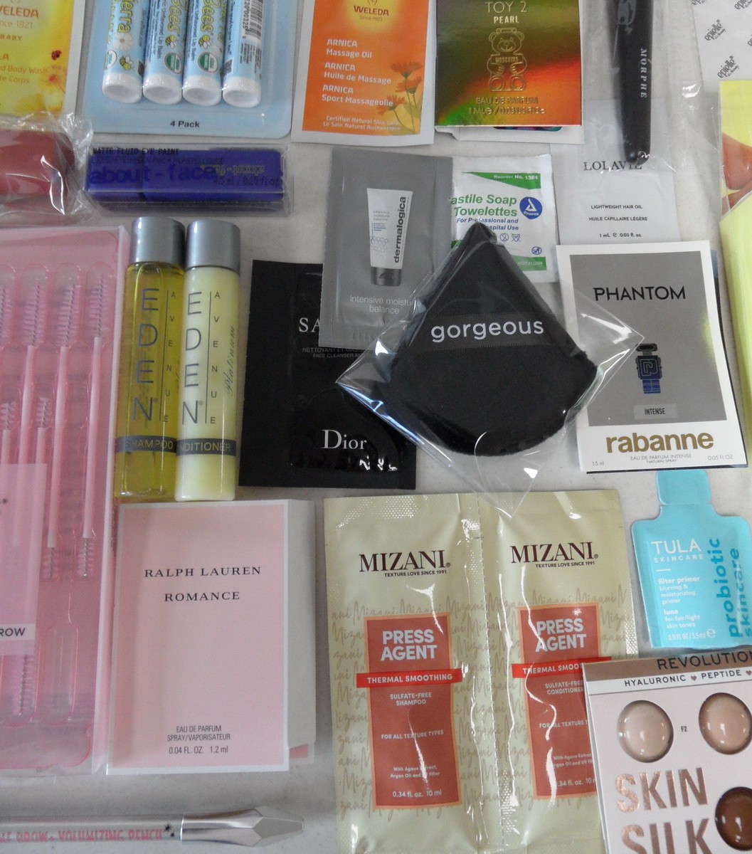 75+ PCS MAKEUP SKINCARE HAIR BEAUTY PERFUME DELUXE LUXURY FULL SAMPLE TRAVEL LOT