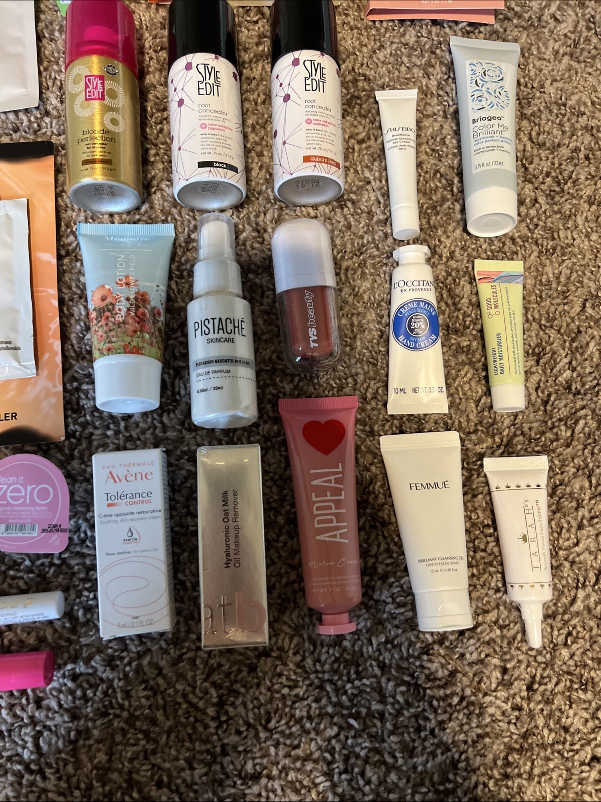 Huge Lot Of Ulta Samples – Name brands Over 60 Items
