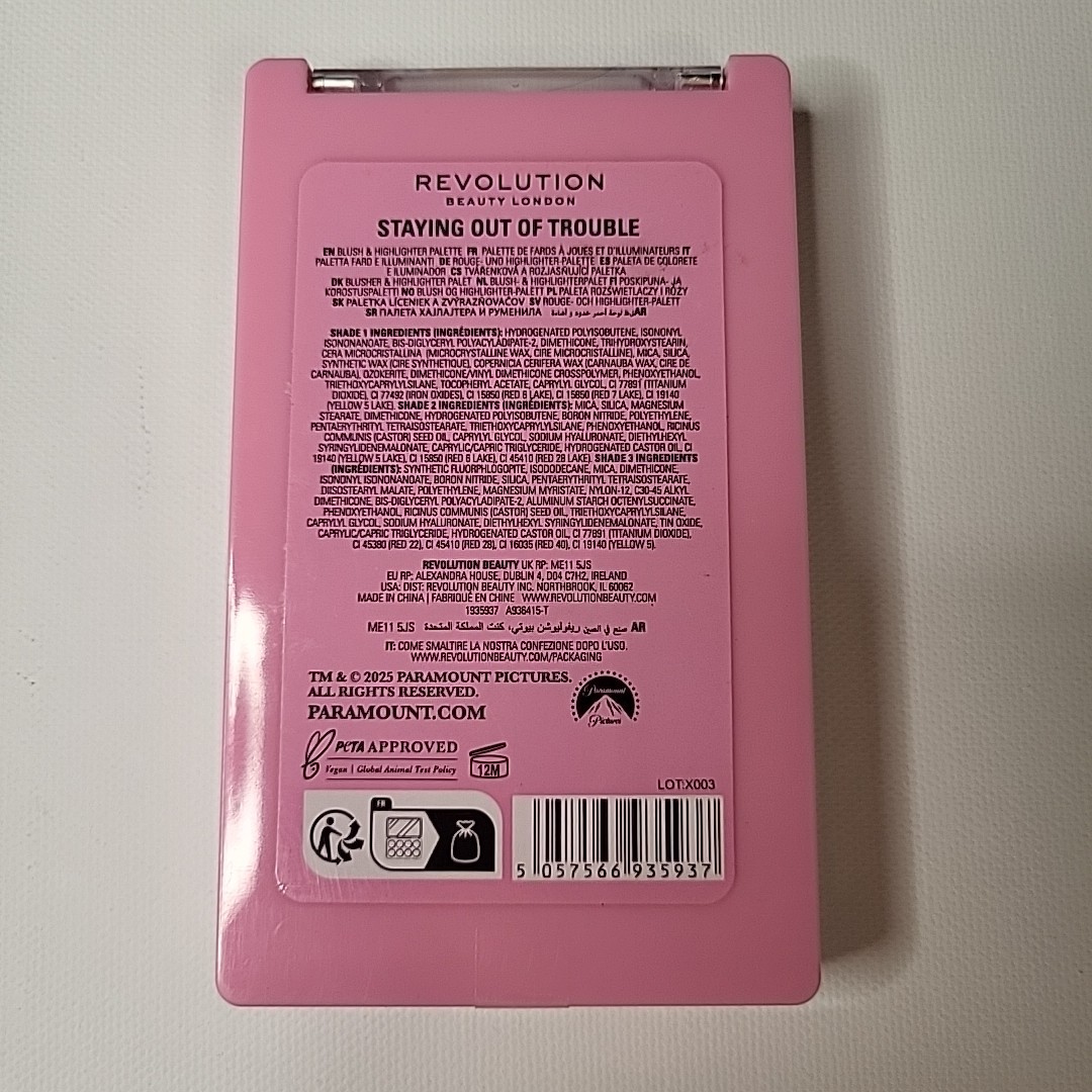 REVOLUTION X CLUELESS 30th Anniversary Staying Out Of Trouble Blush & Highlight