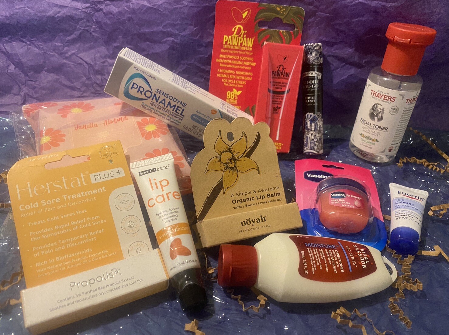 💋Beauty Bundle Lot Makeup Wipes Toner Eucerin Lip Cheek Tint PooPotpuri &More🎀