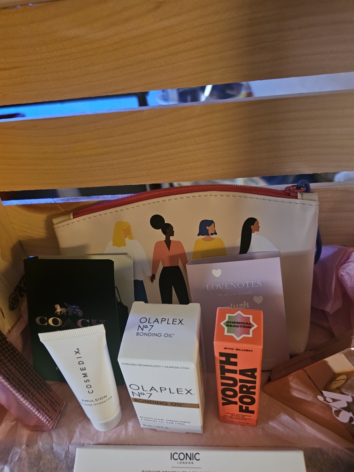 Luxury Beauty Makeup Skincare Gift Bundle Lot – Kosas Iconic London Glossier