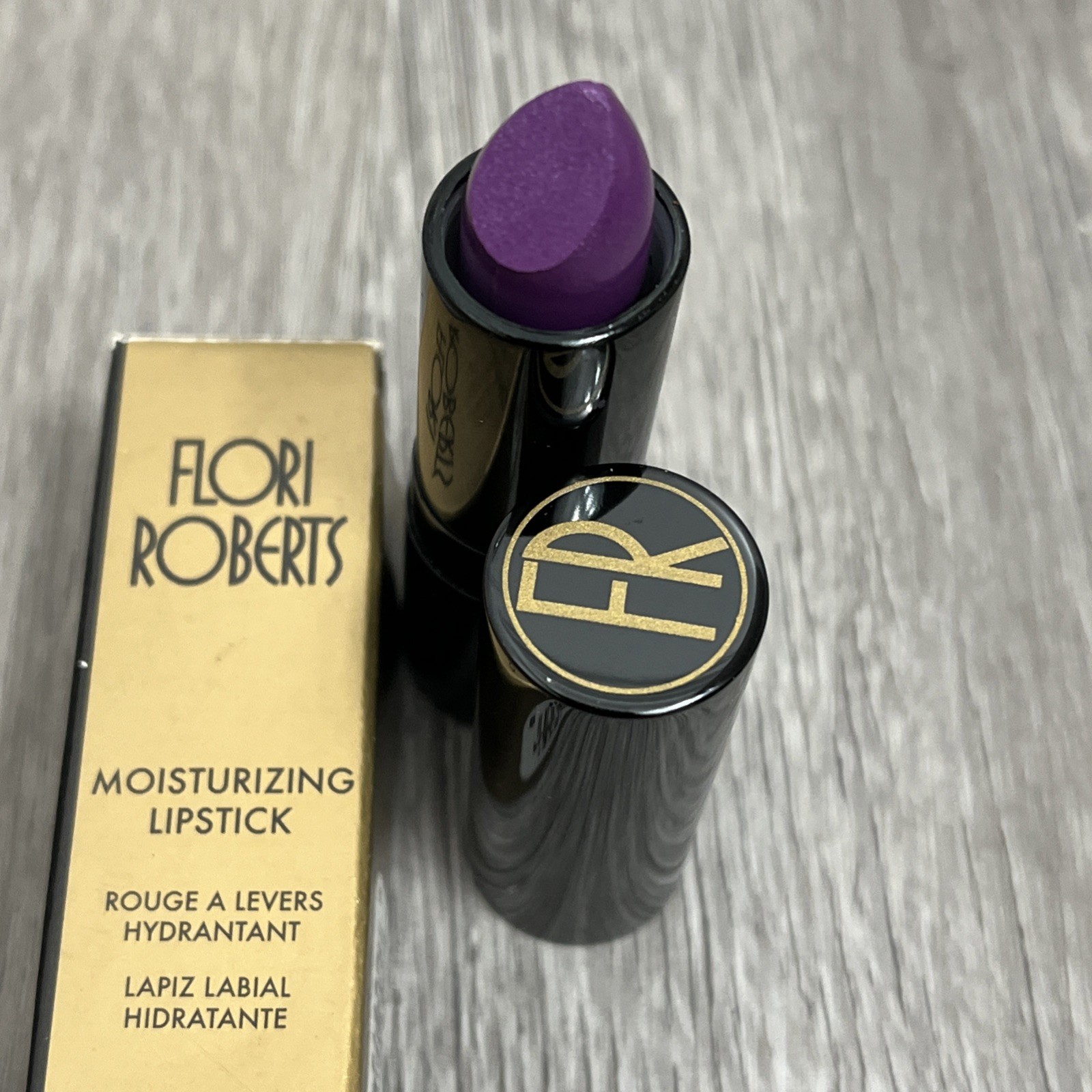 Flori Roberts Makeup Lot Discontinued Shades Foundation, Pressed Powder Lipstick