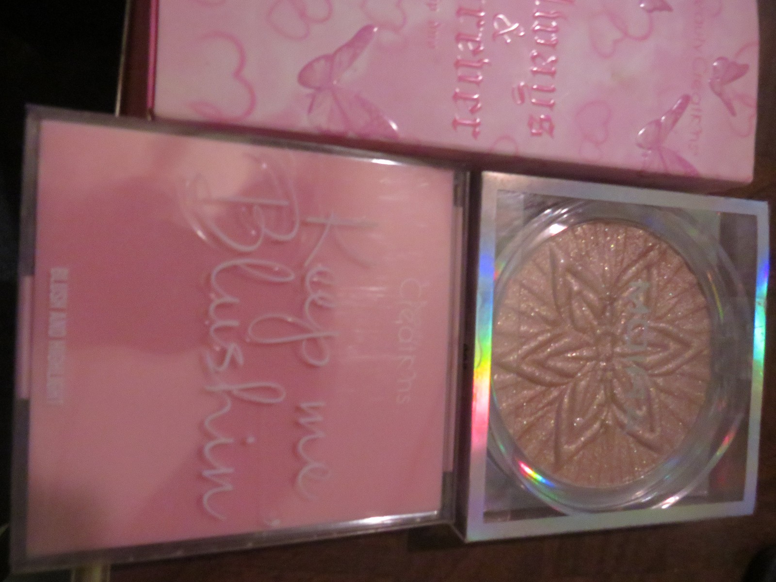 LOT OF BEAUTY CREATIONS~2 LIP DUO~2 BLUSH AND 1 EYE SHADOW