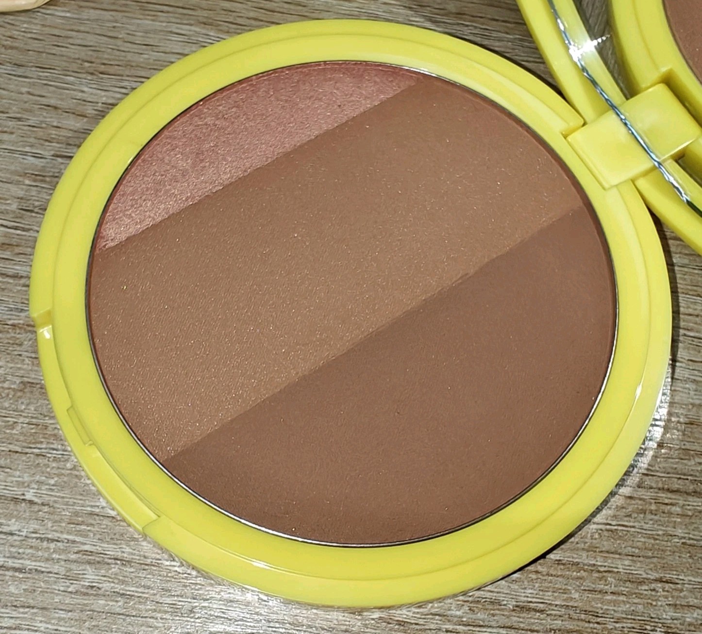 Beauty Bundle Feat: Fenty, Trixie, Essance, Half Moon & One/Size + Morphe Brush