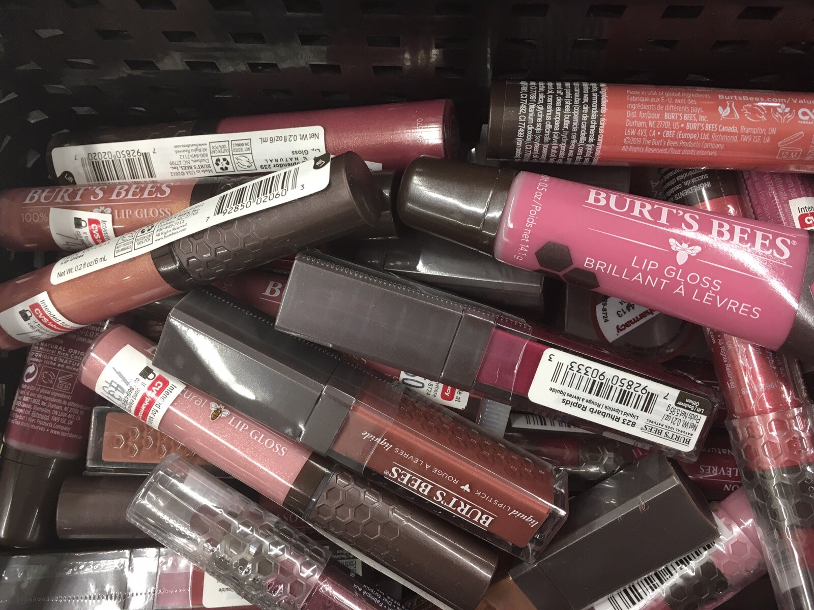 WHOLESALE LOREAL/MAYBELLINE Etc ASSTD COSMETICS GREAT FOR RESALE 25/50/75 +