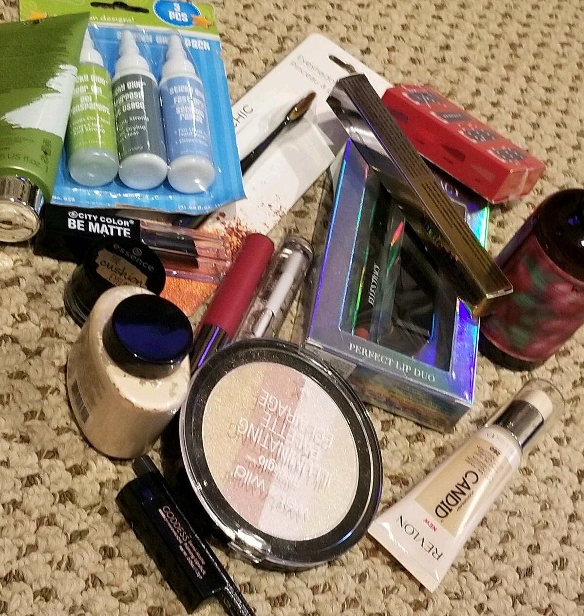 15+ MIXED BEAUTY LOT- Makeup, Skin, Nails, Face, Eyes, Lips, Accessories Bundle!