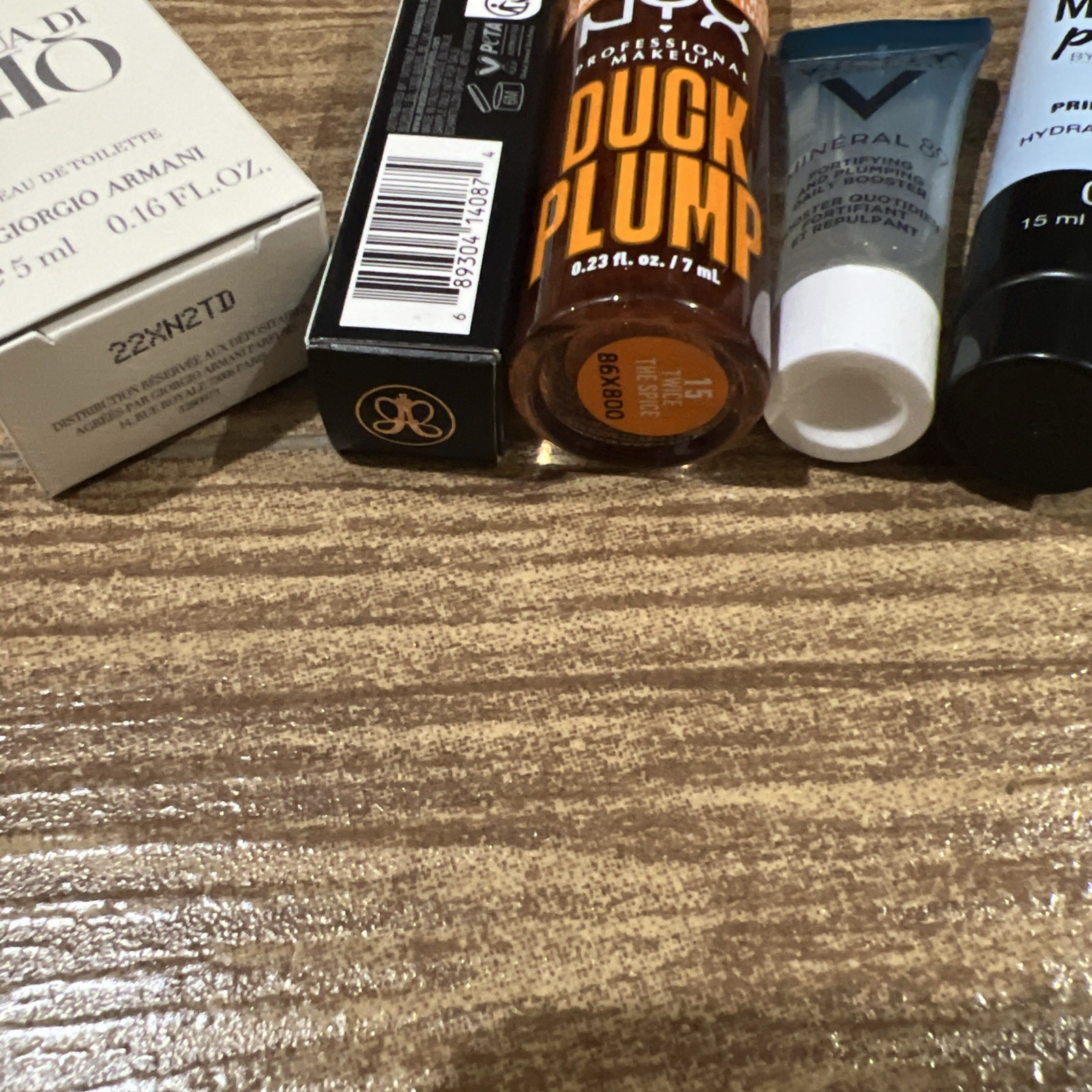 Travel/ Sample/ Full Sz Make Up, Prestige Perfume, Hair Skin LOT 22 Pc & Pouch P