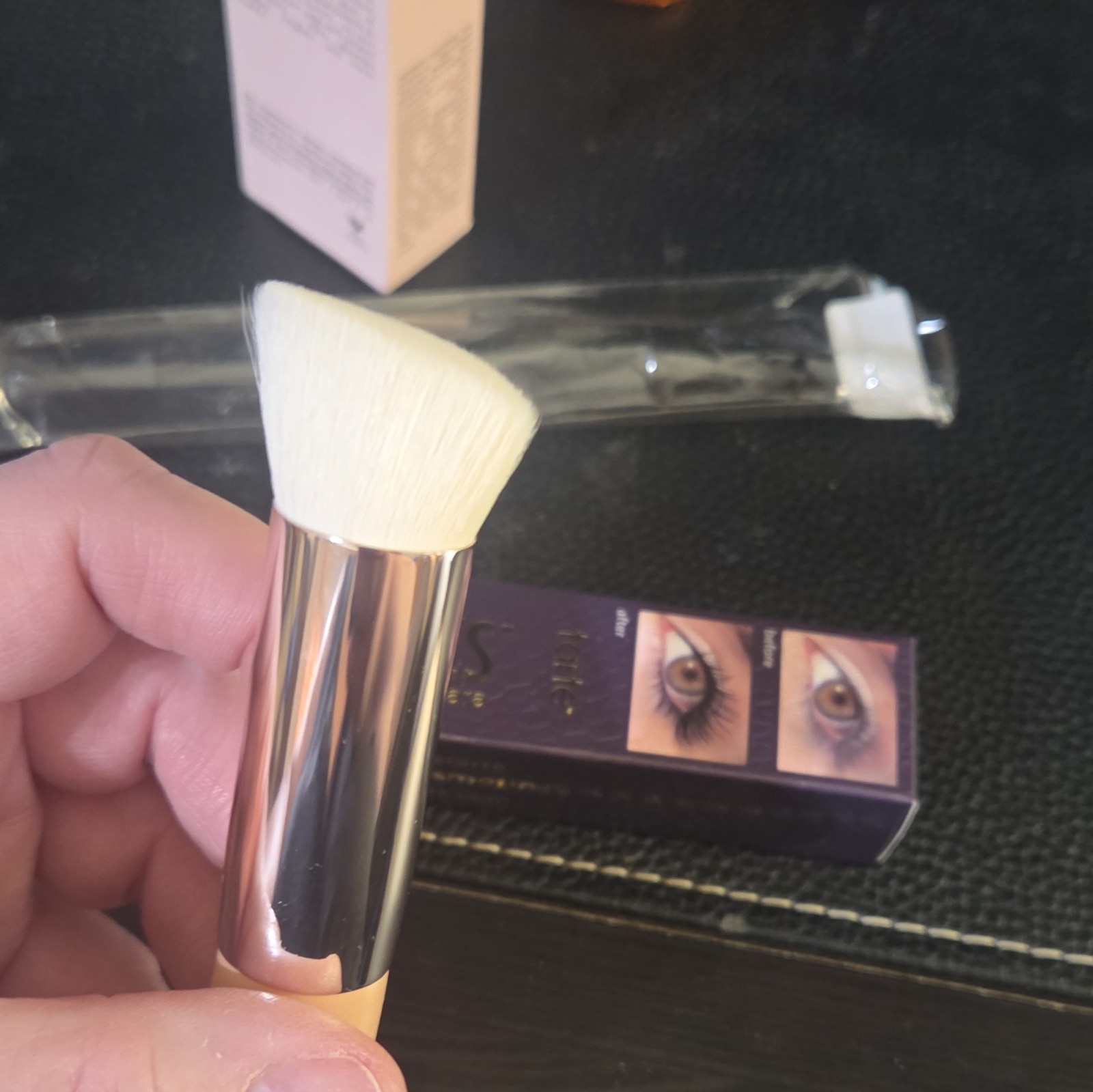 Doll 10 HydraLux Smoothing Concealer Medium 6mL + Lights Camera Lashes Mascara