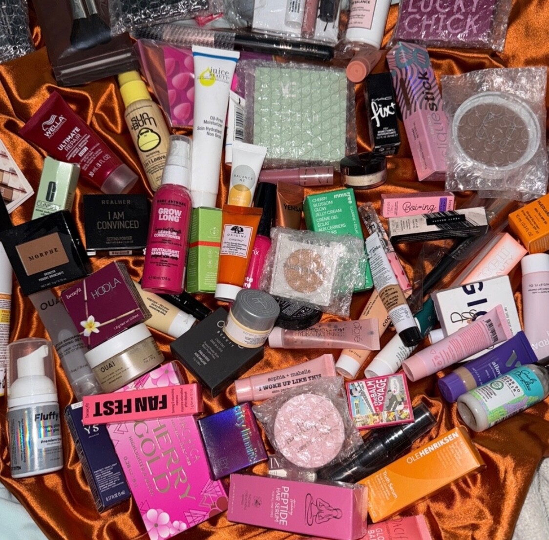 Beauty Mixed Mystery Box! Random 12 piece makeup, skin, hair, brushes, etc…