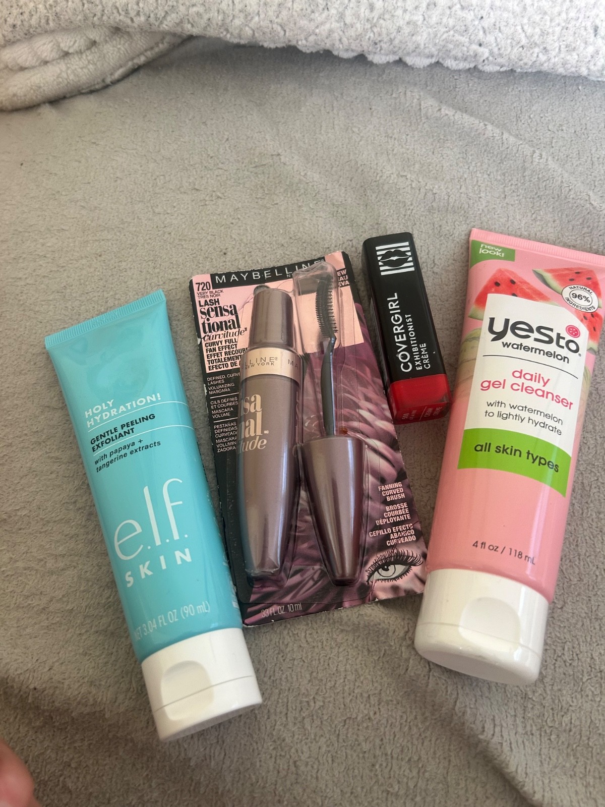 Beauty Bundle lot ELF YES Maybelline Covergirl exhibitionist lip lit a fire