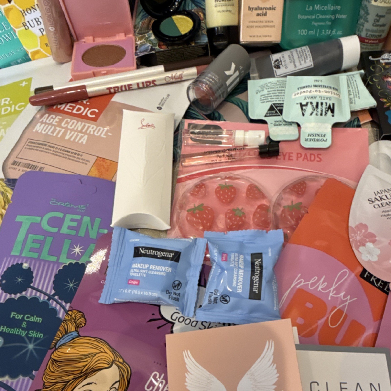 40 PC Mixed Lot ISPY Makeup Beauty Perfume Full Sample Travel Sizes ~NEW UNUSED~