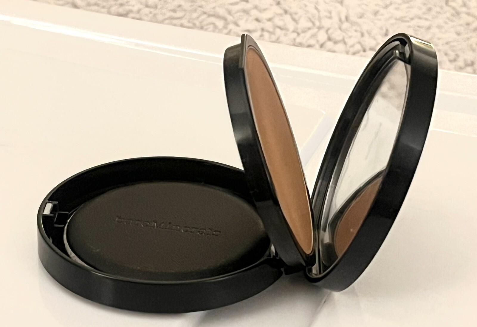 NWOB bareMinerals Lot Of 5: (2)Mineral Veil(2)Blush (1)Matte Foundation-med.deep
