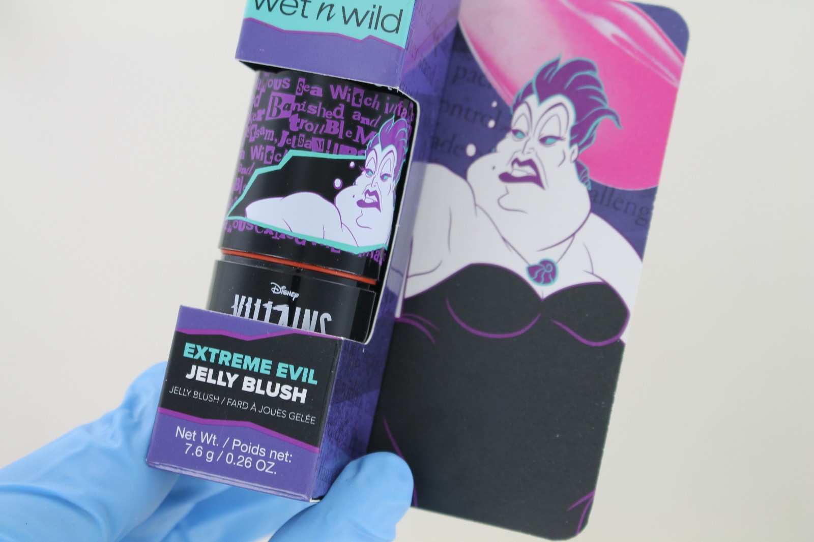 New Wet N Wild Disney Villains Lot – Ursula – Bag, 2 Blush, Highlighter