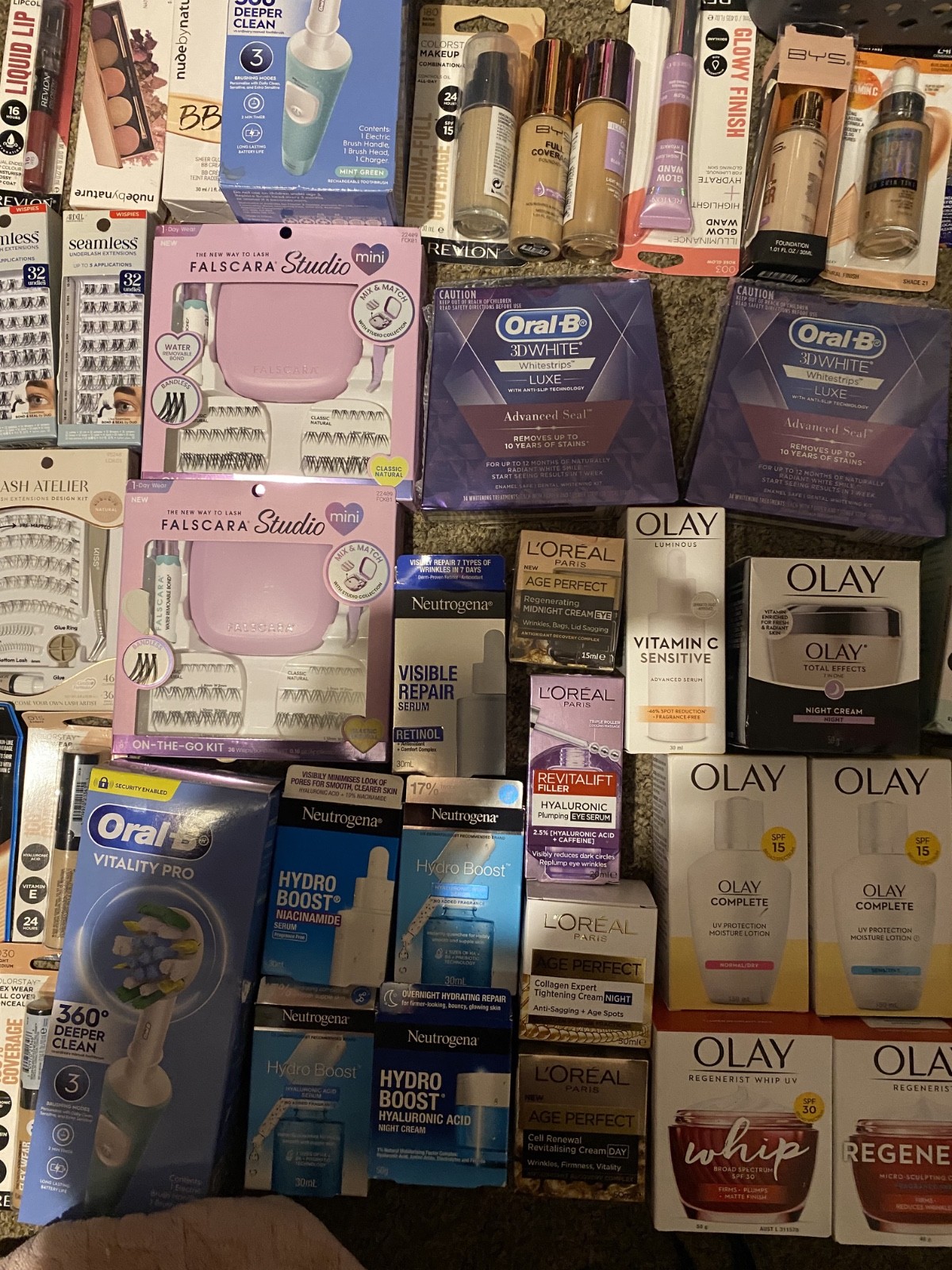 beauty products, make up, eyelashes, tan