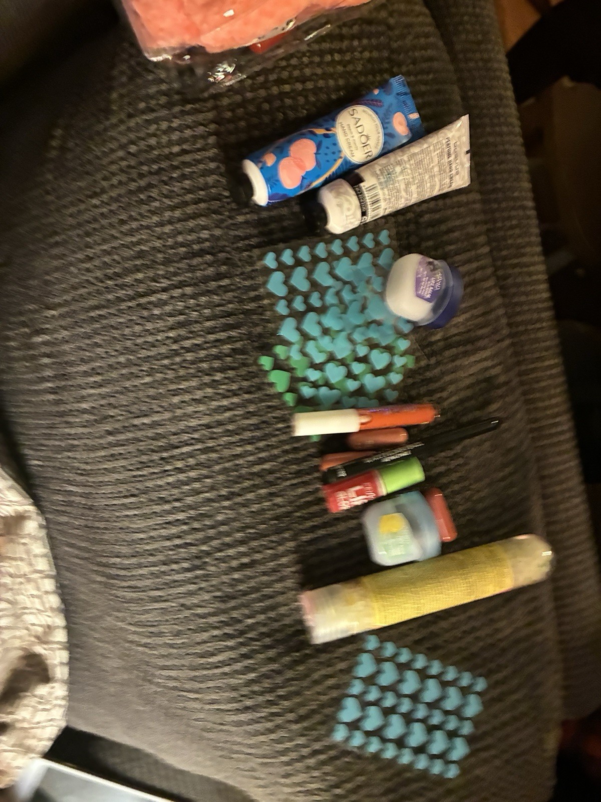 Mixed Makeup & Beauty Lot: False Eyelashes, Lip Gloss, Brushes, Straightener