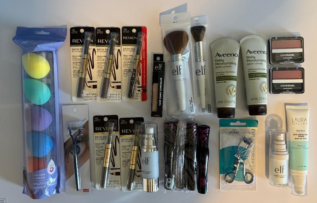 22 item Mixed Lot Makeup Mascara Lotion Geller Elf Revlon Covergirl Skincare NEW