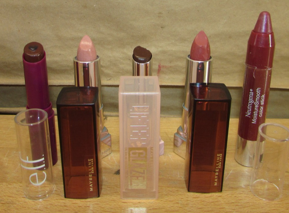 Nude Lip Bundle – Maybelline & Neutrogena (5 PCS)