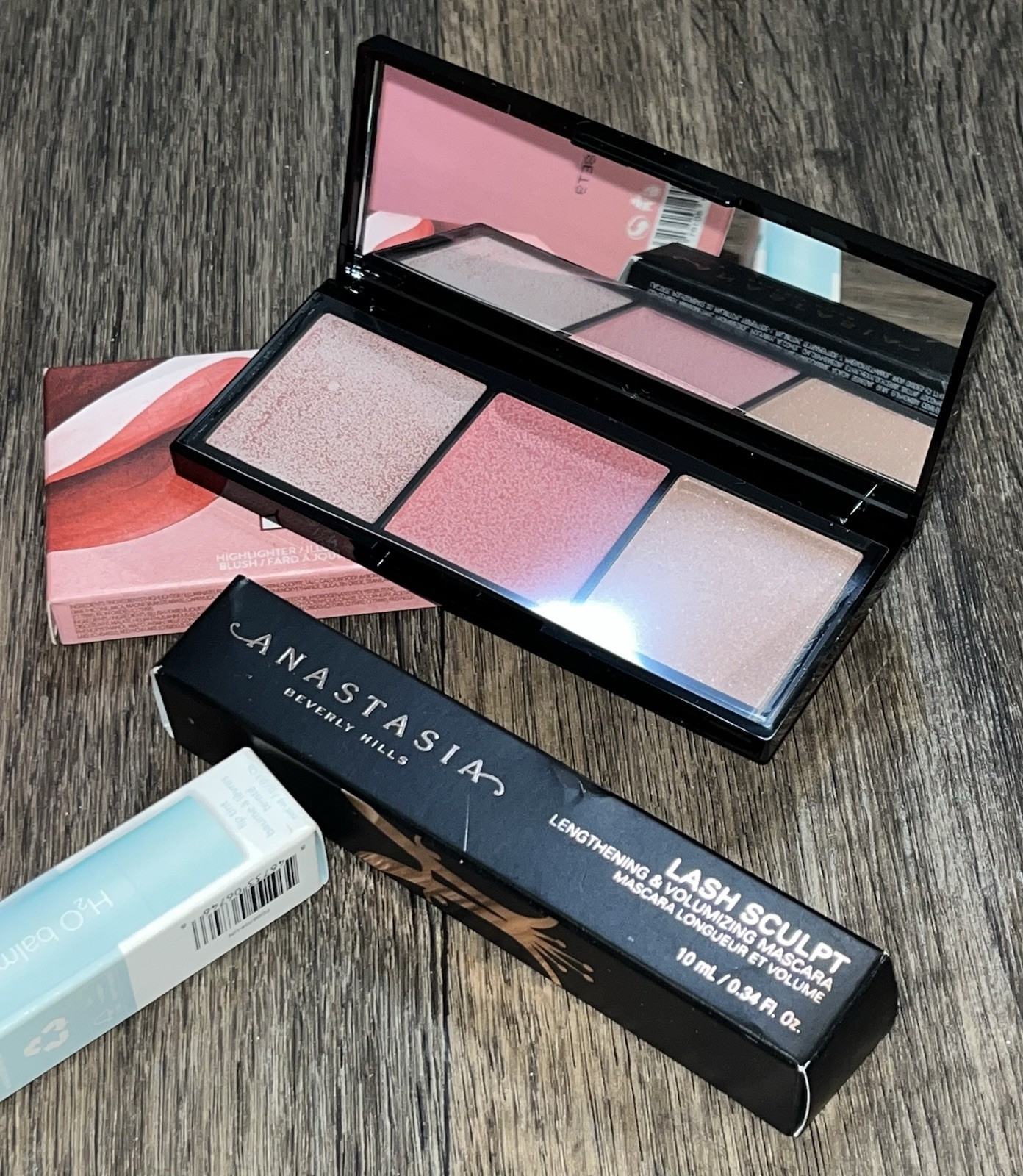 Cosmetic Set of 6 Various Types Tarte, Anastasia, Mascara, Lipstick, Blush