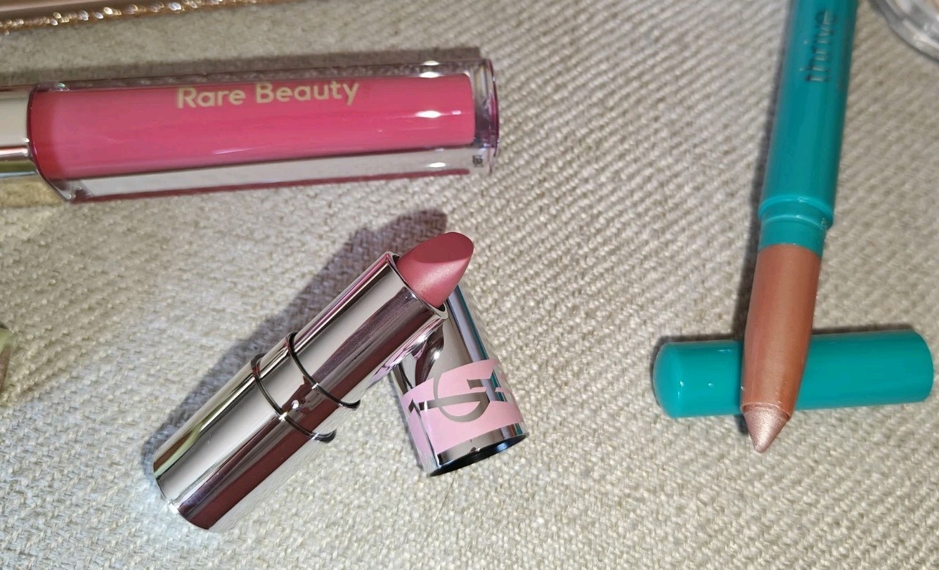Big Beauty Bundle Feat: YSL, Thrive,Rare Beauty,Winkylux, Pixie,Too Faced, V&R +