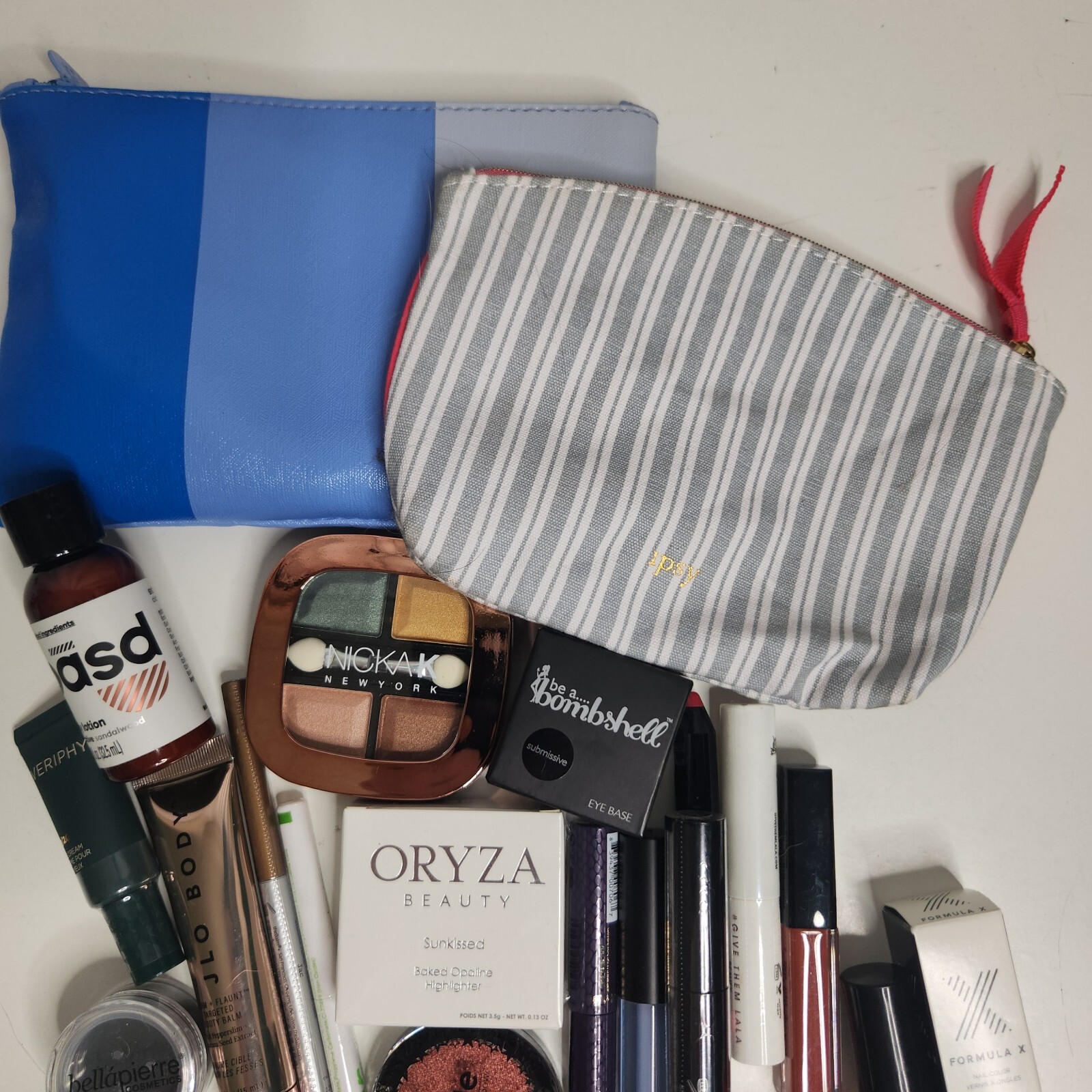Ipsy Bundle 20+ Pieces Makeup Skincare Deluxe Samples Bags