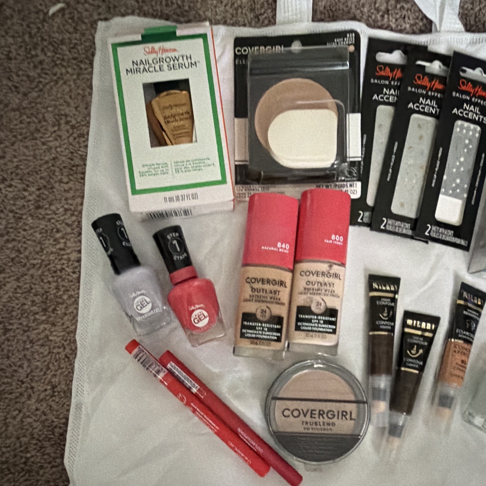 Assorted Makeup Lot: COVERGIRL Outlast, TruBlend Blush, e.l.f. Camo CC