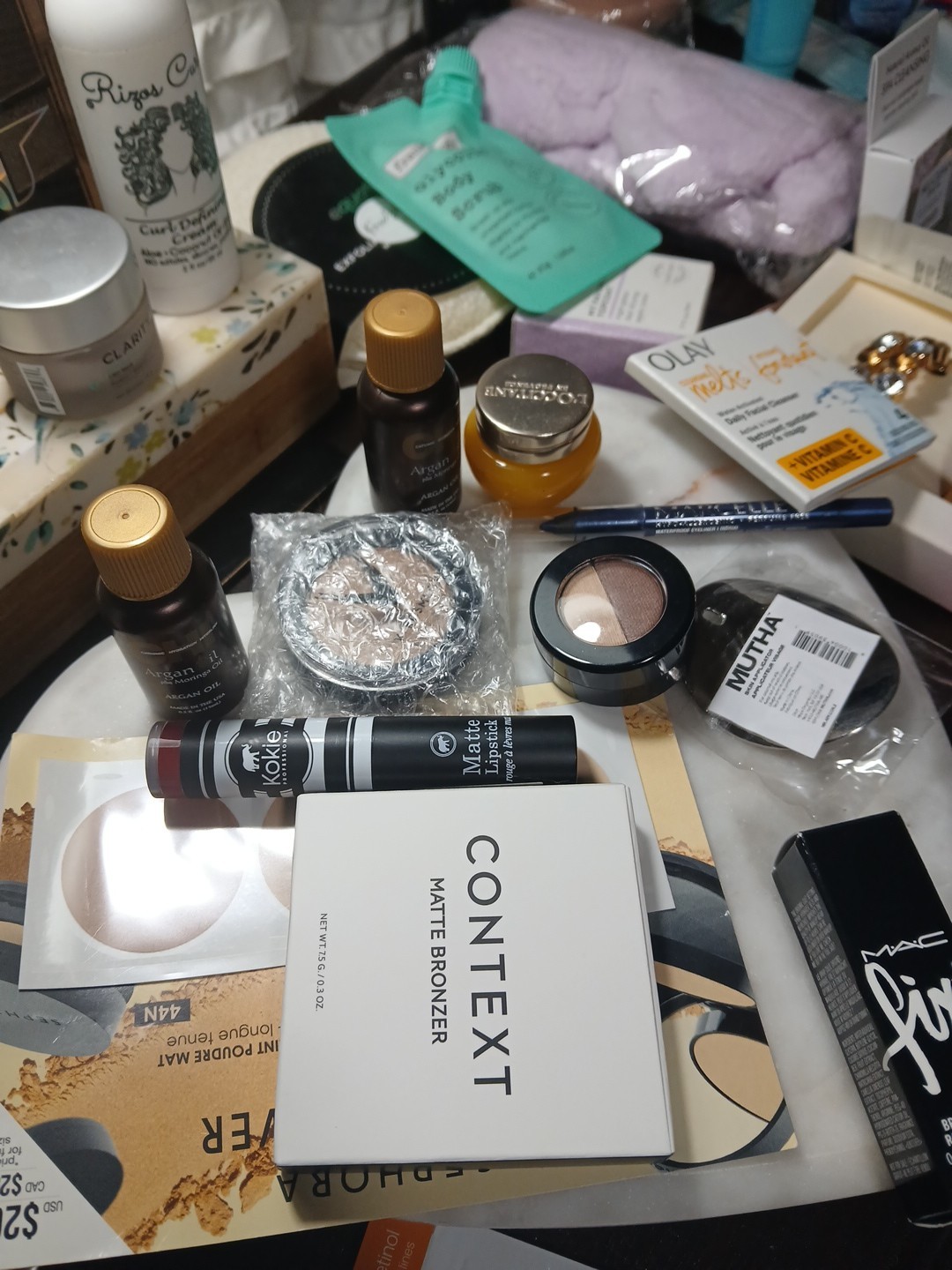 New Makeup, Skincare + Hair Lot Everything Pictured Full + Minis