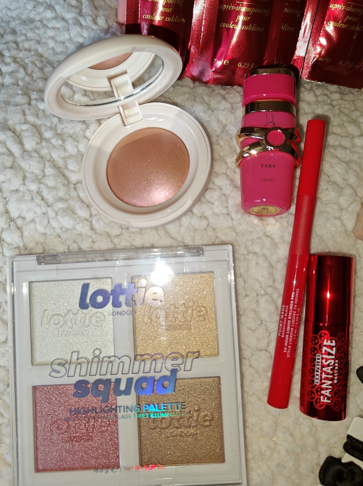 Beauty Bundle Feat-One/Size, Oribe, Lottie, Imayla, Tarte, Rare Beauty, Yara