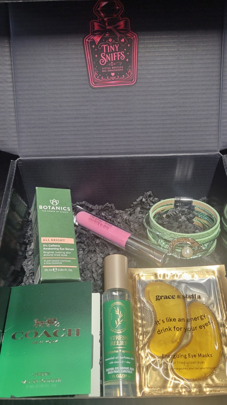 Assorted Beauty Lot: Botanics Eye Serum, Hard Candy Plumping Gloss